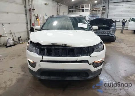 2021 Jeep Compass Altitude 4X4 z USA, uszkodzony, nr VIN 3C4NJDBB0MT512620